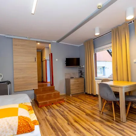 格斯尼克波德玛奇匝米旅馆