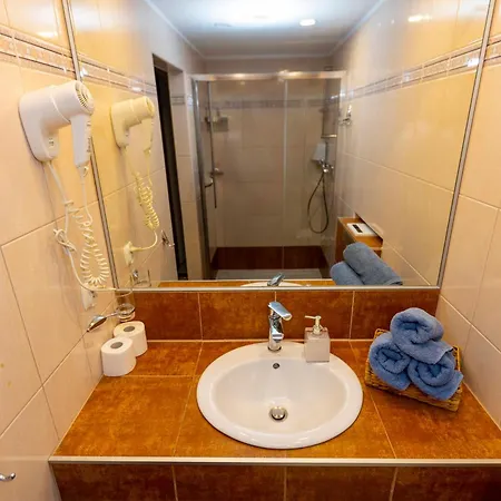 格斯尼克波德玛奇匝米旅馆 3*