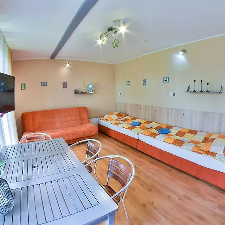 Gosciniec Pod Markizami Bed & Breakfast