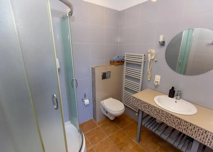 Gosciniec Pod Markizami Couette-café Malbork